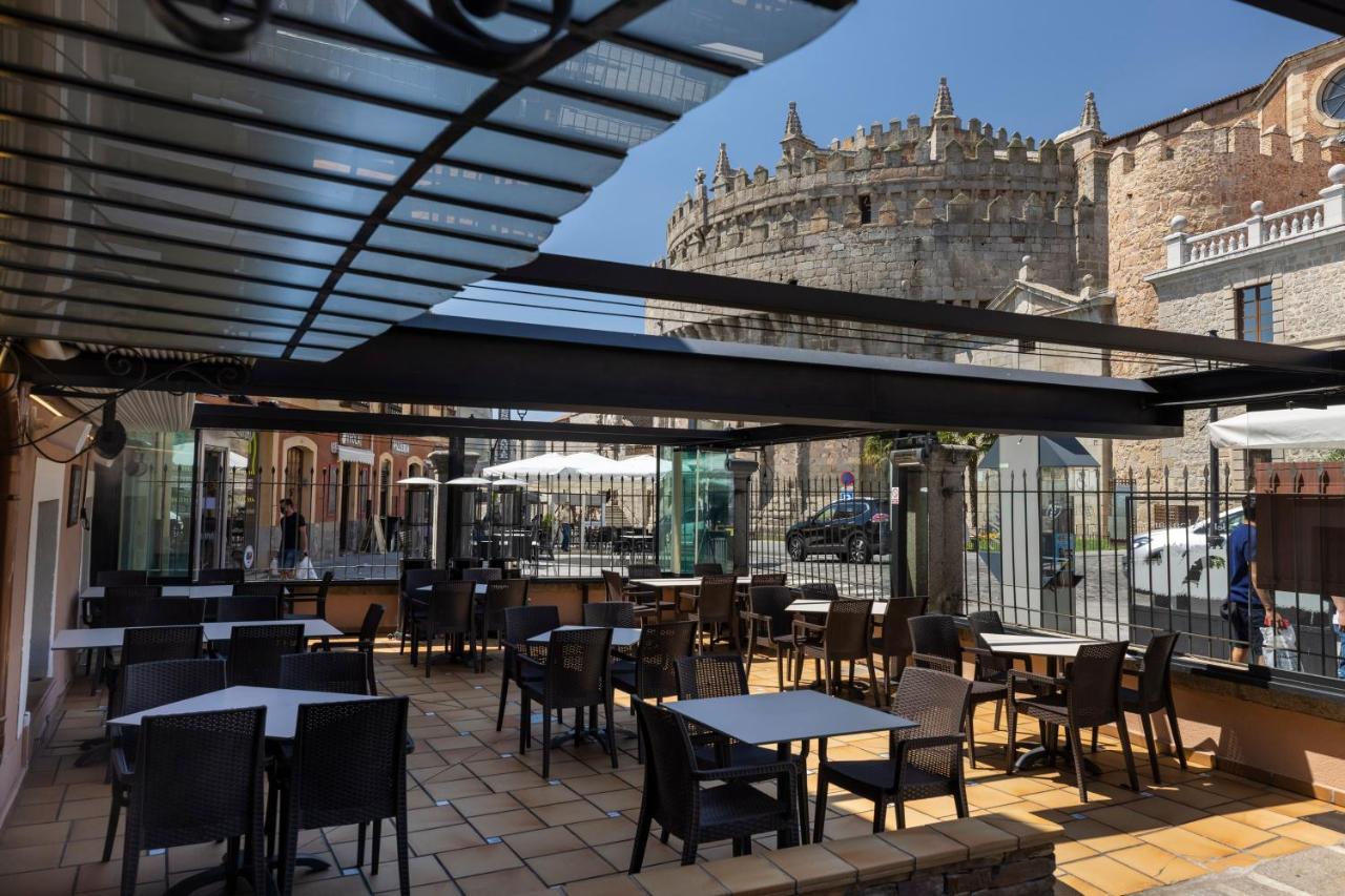 Hostal Restaurante Puerta Del Alcazar Ávila Dış mekan fotoğraf