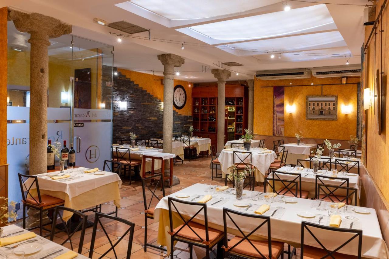 Hostal Restaurante Puerta Del Alcazar Ávila Dış mekan fotoğraf
