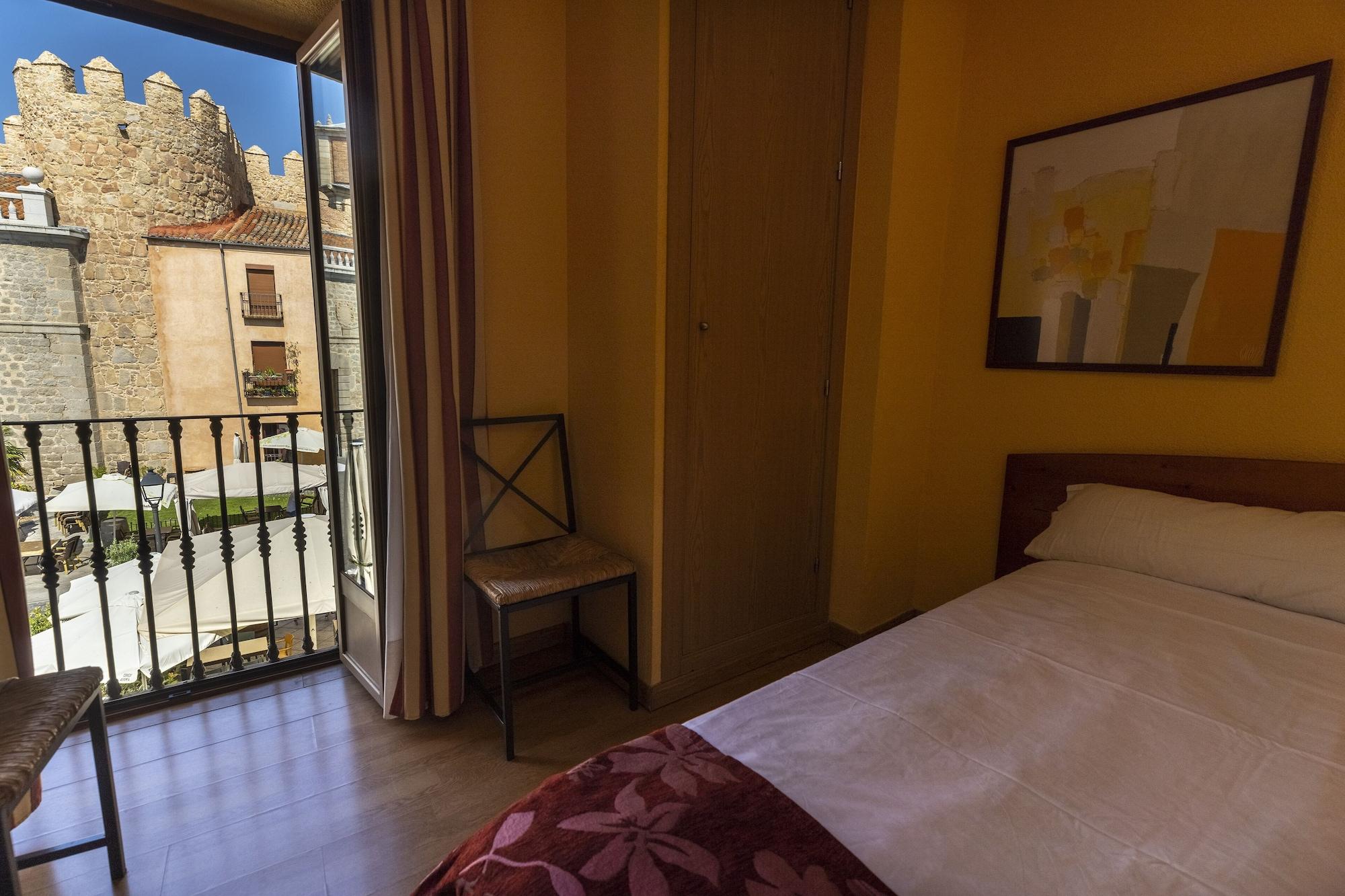 Hostal Restaurante Puerta Del Alcazar Ávila Dış mekan fotoğraf